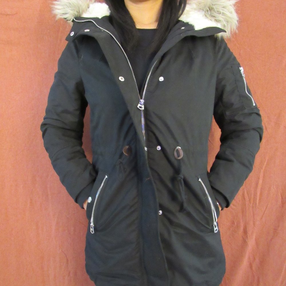 H&M Faux fur winter Jacket size US 6